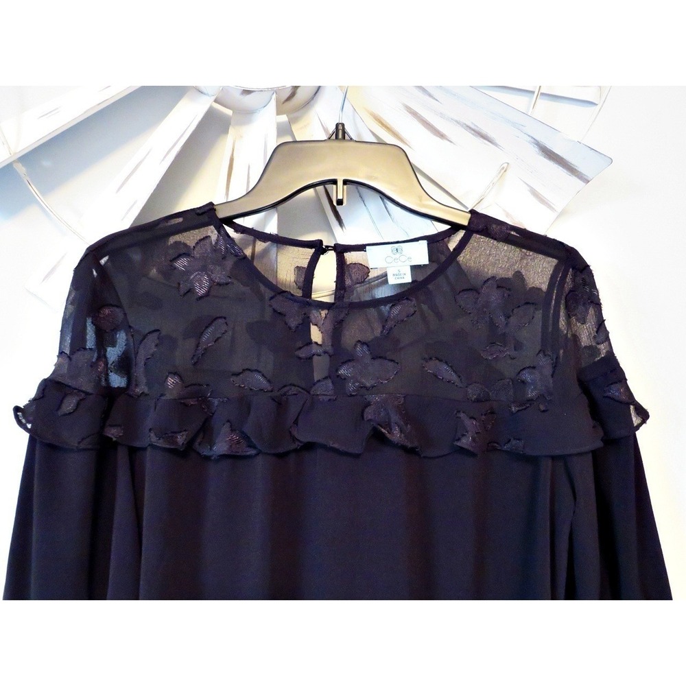 NWOT CeCe Black Top Sheer Upper with Floral Detail Size Small fits like a Medium - Picture 4 of 11